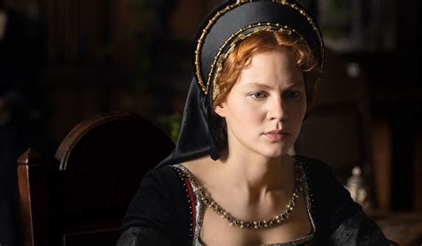 film su ascesa al trono dei tudor|Becoming Elizabeth: recensione della serie Starzplay.